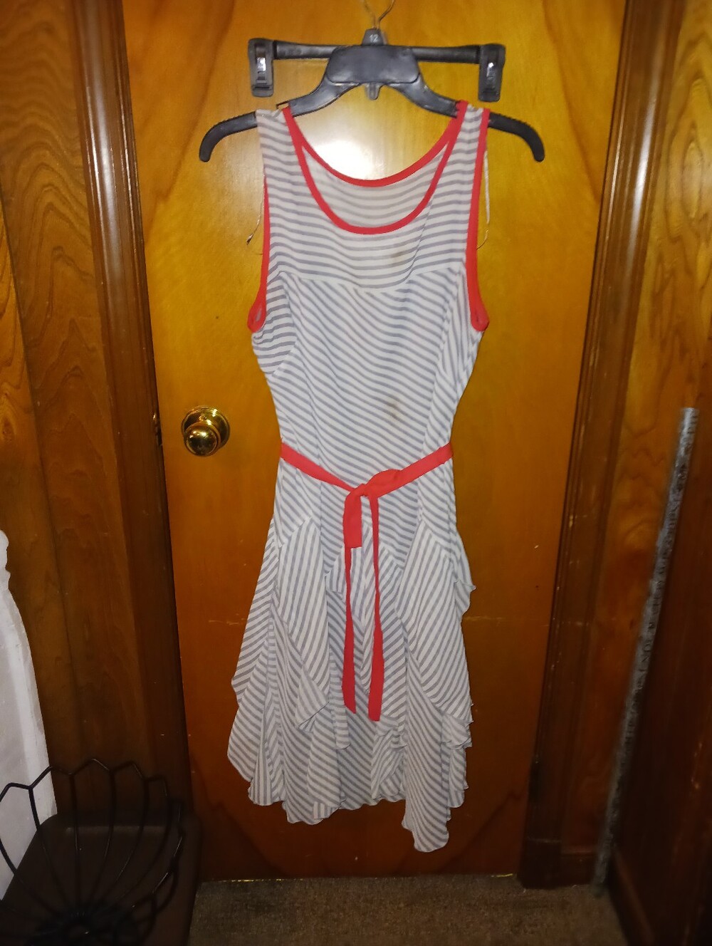 Very Nice Ladies Size 14 Petite Dress